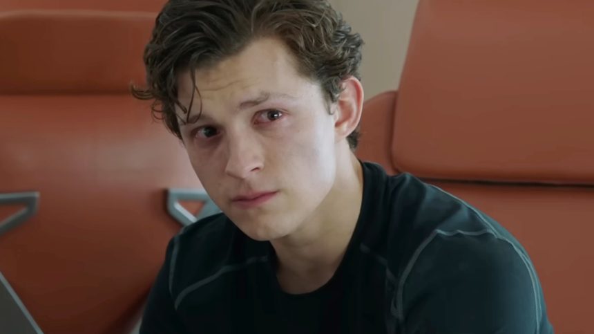 Peter Parker weint Spider Man Far From Home Trailer