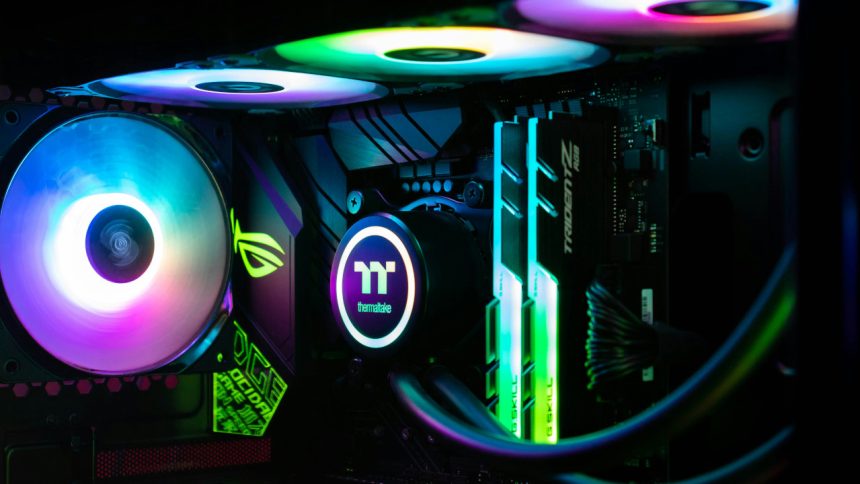 Titelbild Gaming PC RGB Beleuchtung