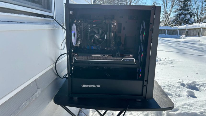 Titelbild Gaming PC im Schnee reddit