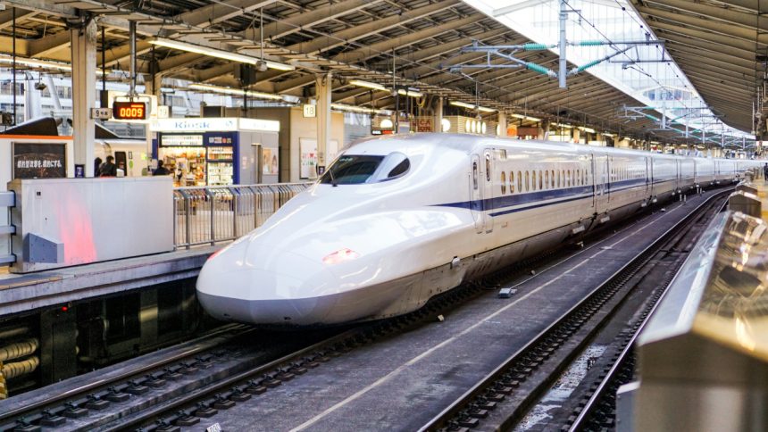 Titelbild Japan Shinkansen Unsplash