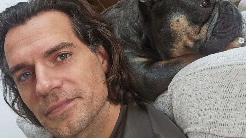Warhammer 40k henry cavill serie instagram mit doggo titel